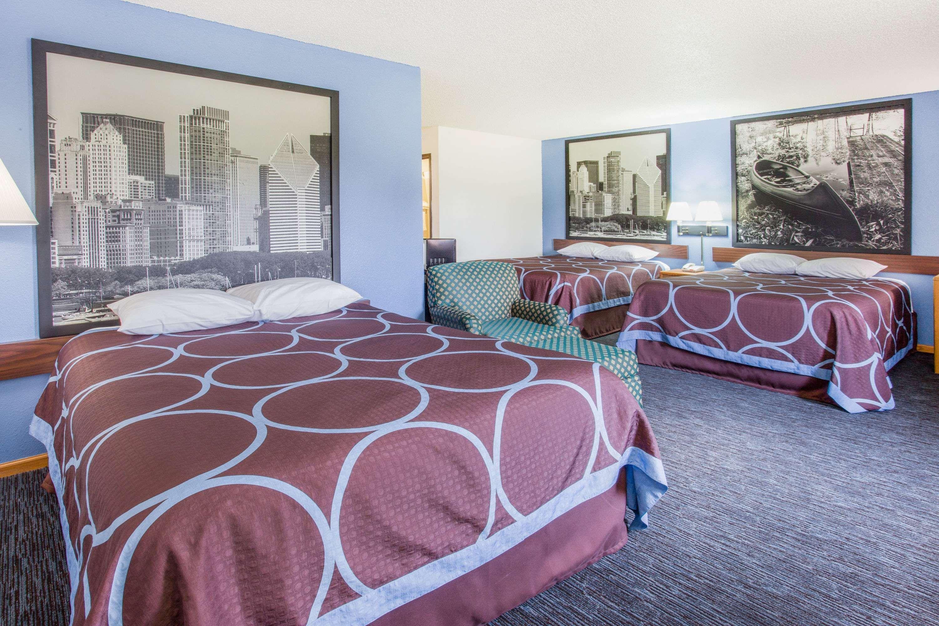 Hotel Super 8 By Wyndham Il Monmouth
